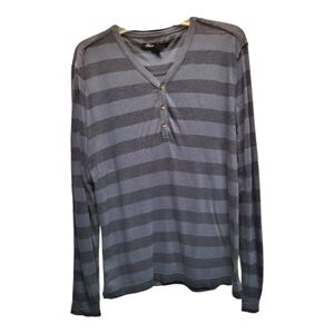 Kenneth Cole New York Men's Blue Striped Long Sleeve V-Neck Tee - Size M